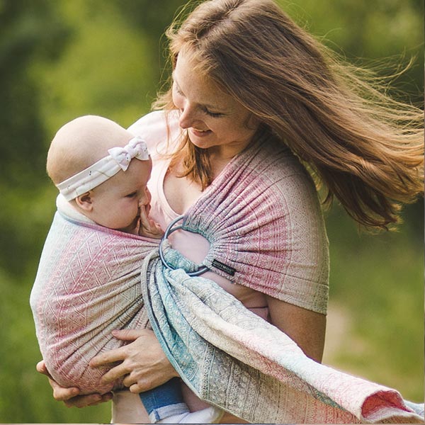 The Didymos Didysling is great for babywearing in summer as it is lightweight and easy to use.