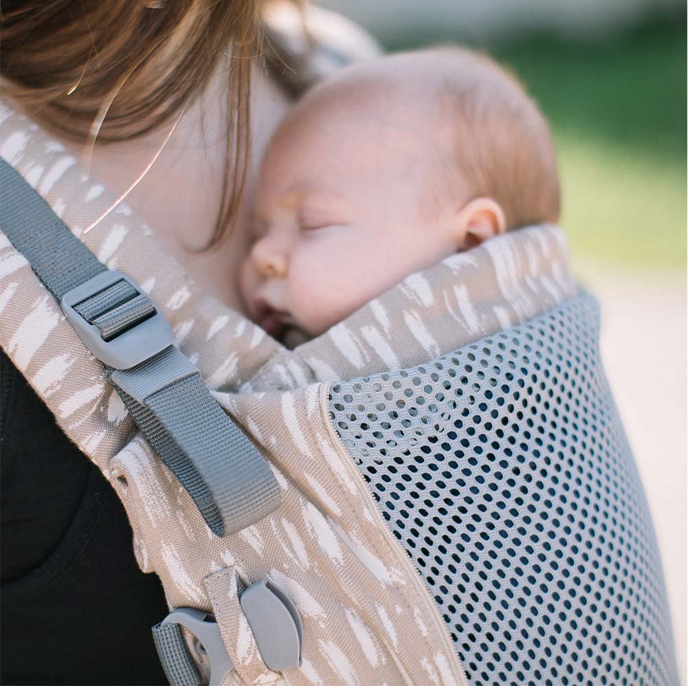 Love And Carry One Plus Cool Baby Carrier Review